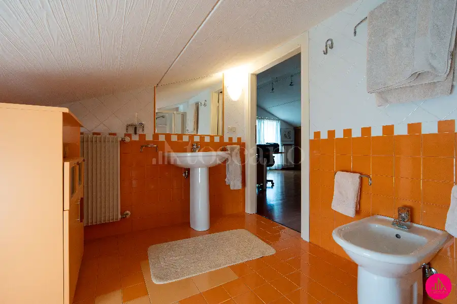 Villa Bifamiliare in vendita di 230 mq a €469.000 (rif. 54/2026)