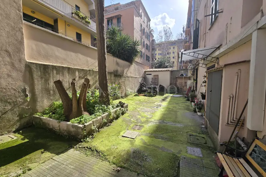 Negozio in vendita di 60 mq a €99.000 (rif. 7/2024)