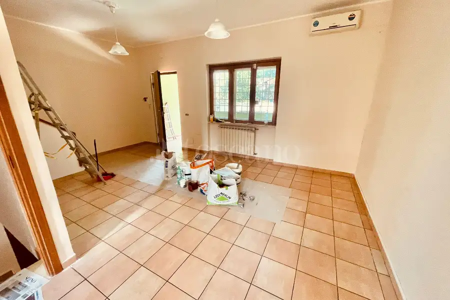 Villino a Schiera in affitto di 154 mq a €1.800 (rif. 9/2026)