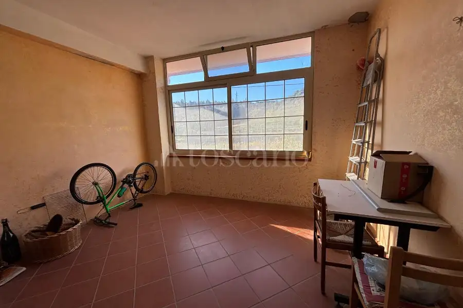 Casa Indipendente in vendita di 275 mq a €370.000 (rif. 4/2026)