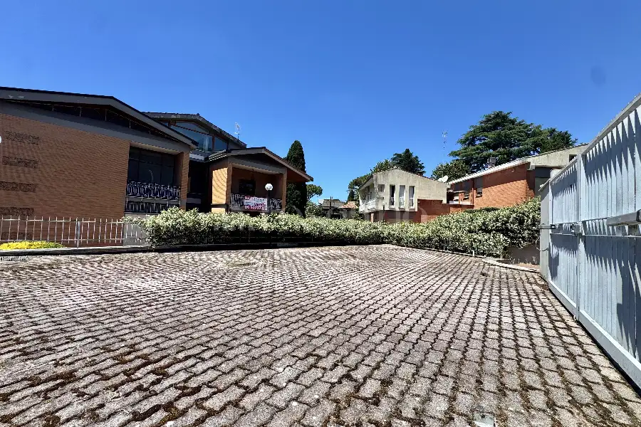 Villa in vendita di 800 mq a €1.069.000 (rif. 56/2024)