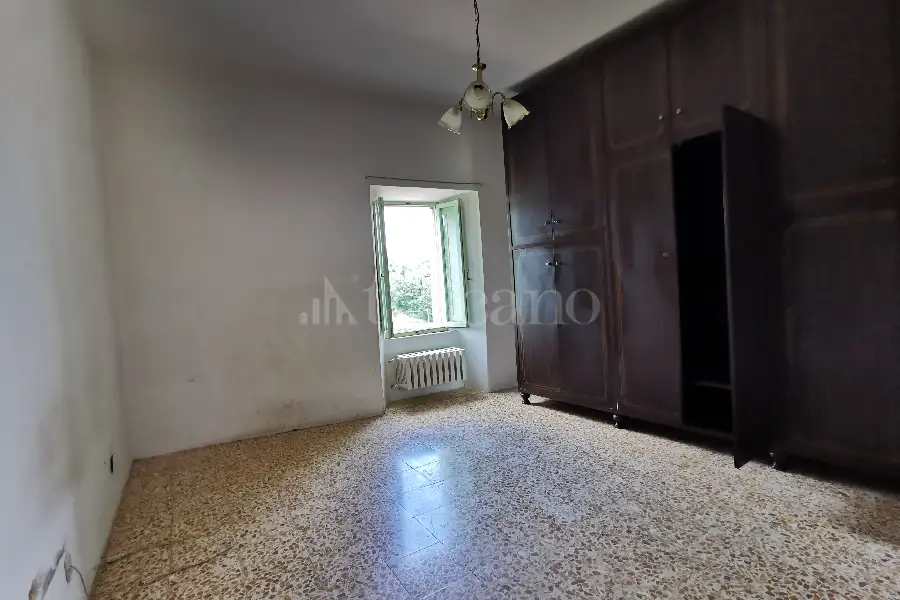 Casa in vendita di 250 mq a €274.000 (rif. 32/2023)