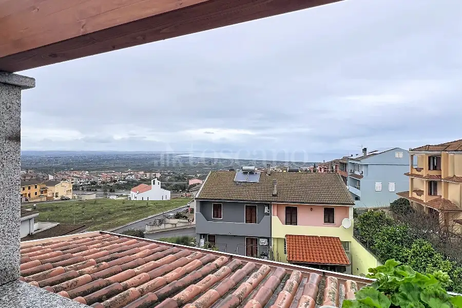 Villa Plurifamiliare in vendita di 480 mq a €680.000 (rif. 2/2026)