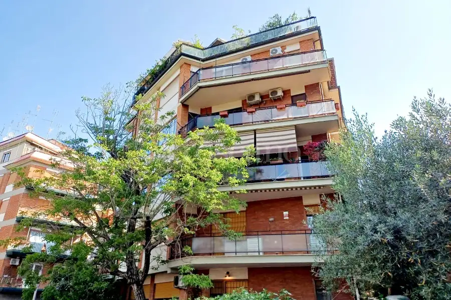 Casa in vendita di 90 mq a €385.000 (rif. 20/2025)