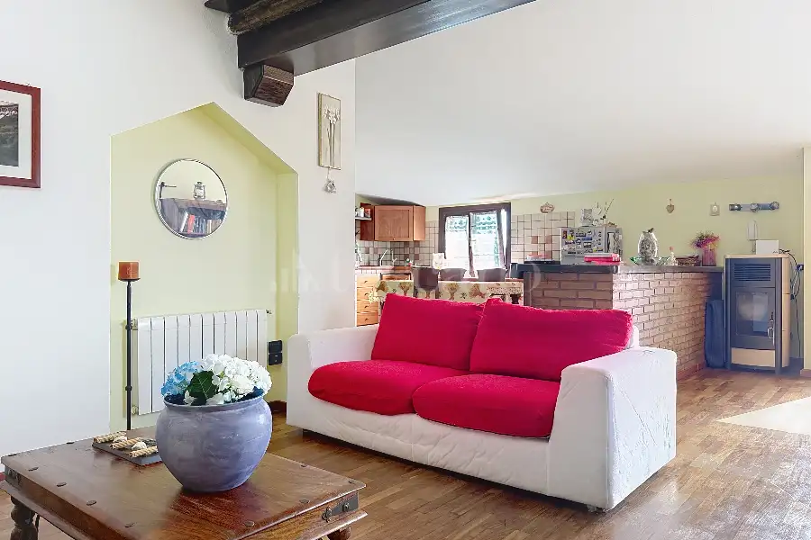 Villa in vendita di 230 mq a €288.000 (rif. 22/2026)