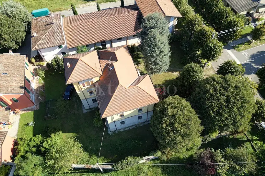 Villa Bifamiliare in vendita di 180 mq a €245.000 (rif. 58/2025)