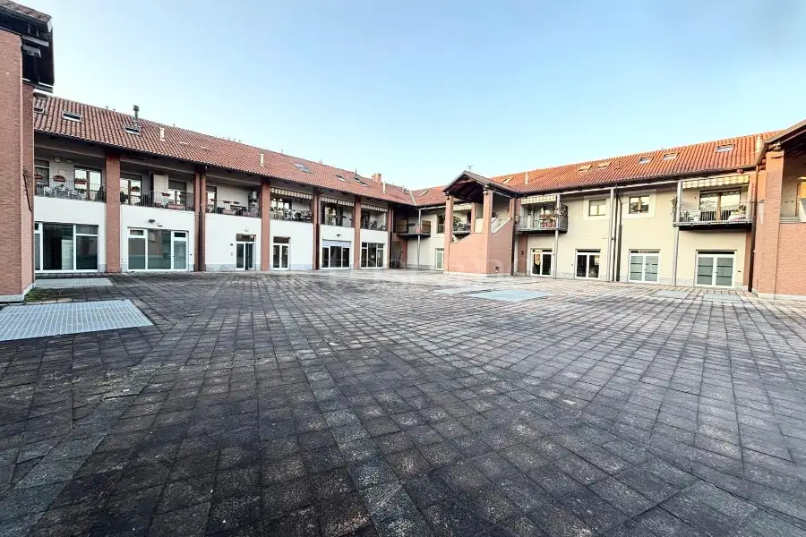 Ufficio in vendita di 180 mq a €165.000 (rif. 70/2025)