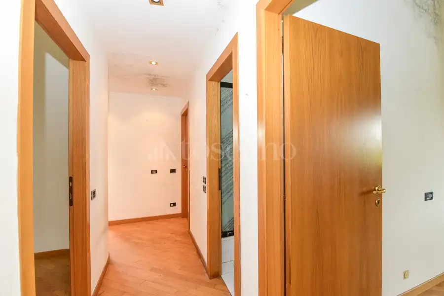 Casa Indipendente in vendita di 465 mq a €430.000 (rif. 29/2024)
