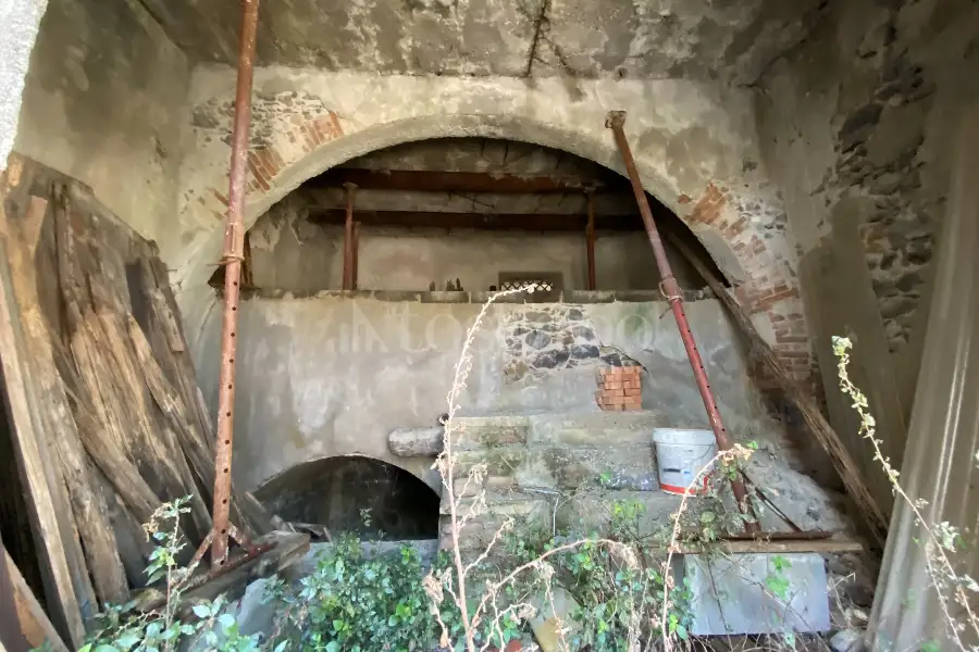 Magazzino in vendita di 85 mq a €49.000 (rif. 53/2025)