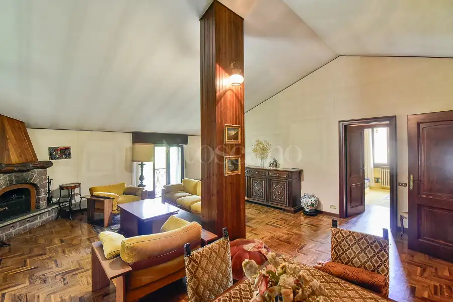 Villa in vendita di 240 mq a €440.000 (rif. 35/2026)