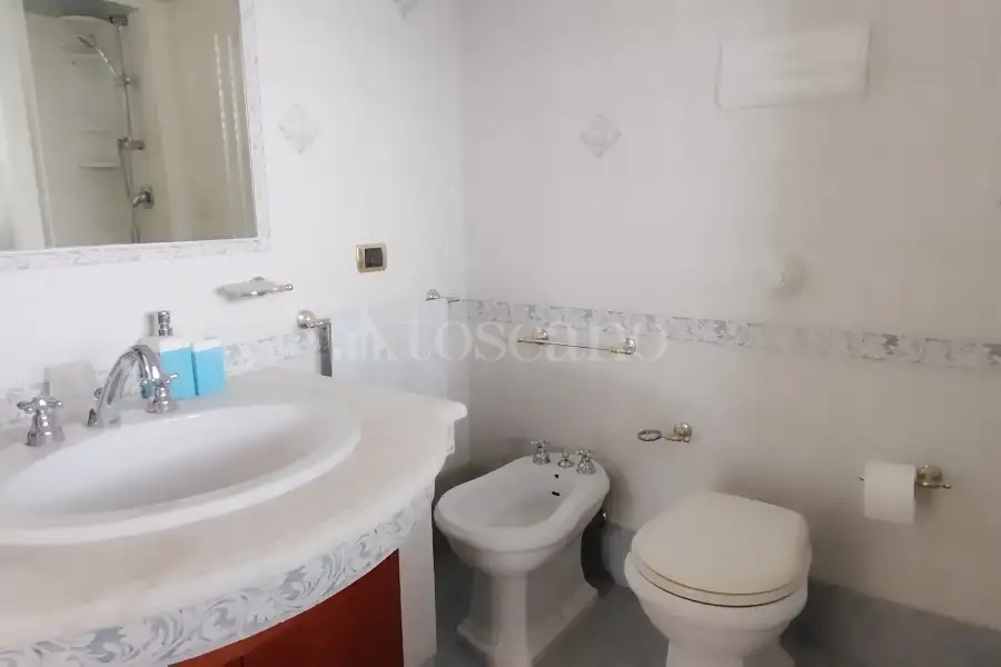 Villino a Schiera in vendita di 200 mq a €350.000 (rif. 1/2026)