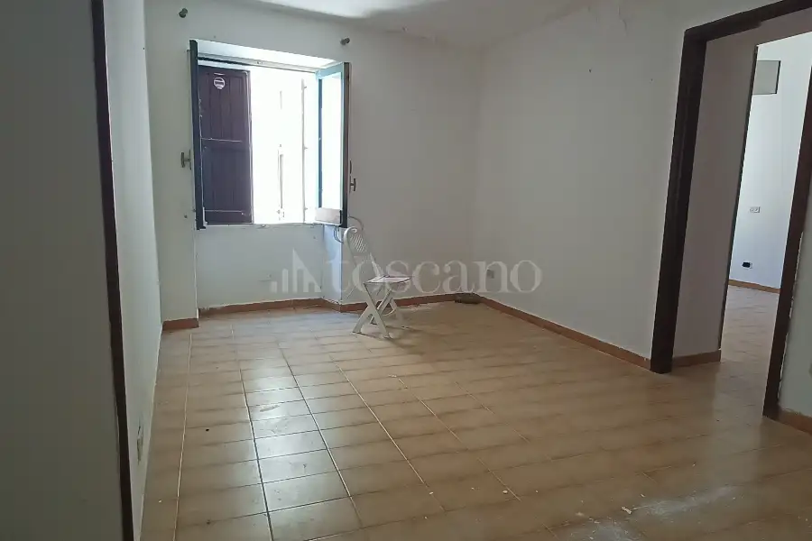 Casa in vendita di 480 mq a €450.000 (rif. 37/2026)