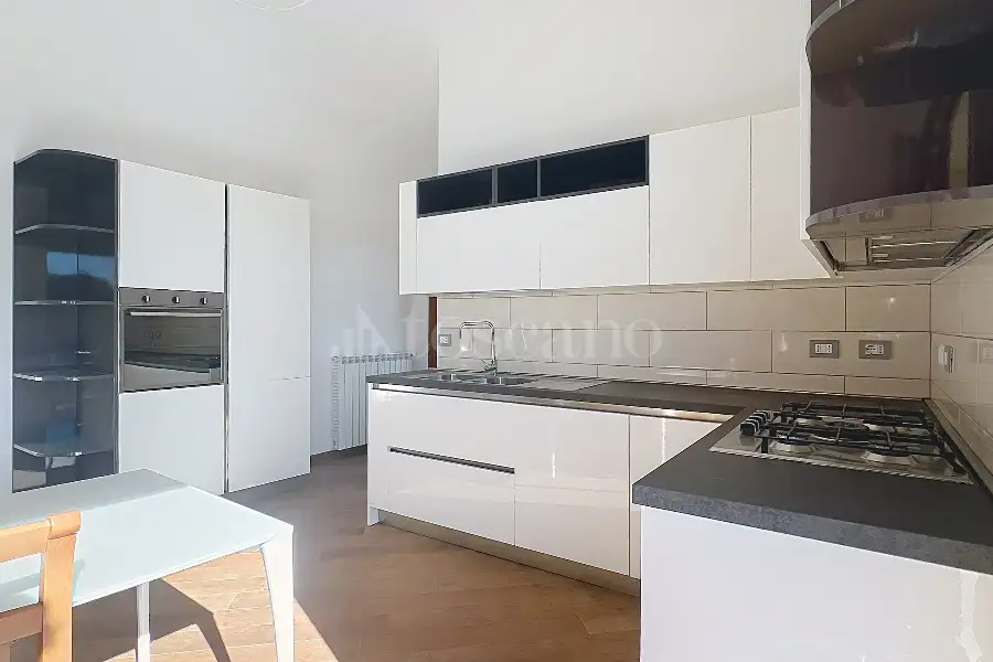 Villa in vendita di 630 mq a €670.000 (rif. 195/2025)