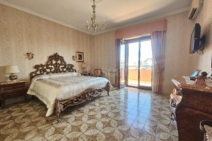 Villa Bifamiliare in vendita di 200 mq a €299.000 (rif. 141/2025)