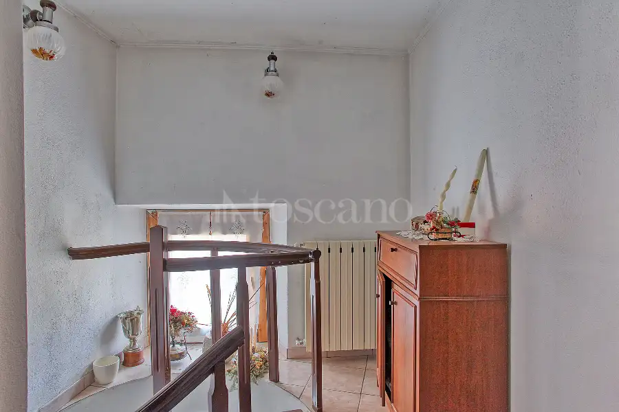 Casa Indipendente in vendita di 500 mq a €360.000 (rif. 21/2026)