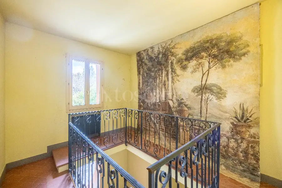 Villa in vendita di 2.660 mq a €950.000 (rif. 43/2025)