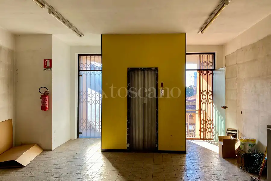 Palazzo in vendita di 490 mq a €459.000 (rif. 48/2024)