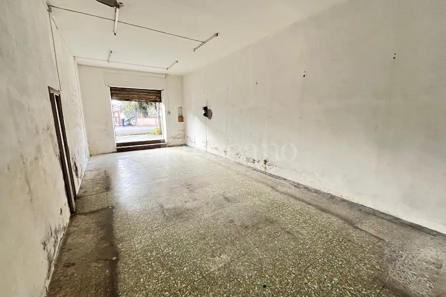 Negozio in vendita di 49 mq a €59.000 (rif. 29/2026)