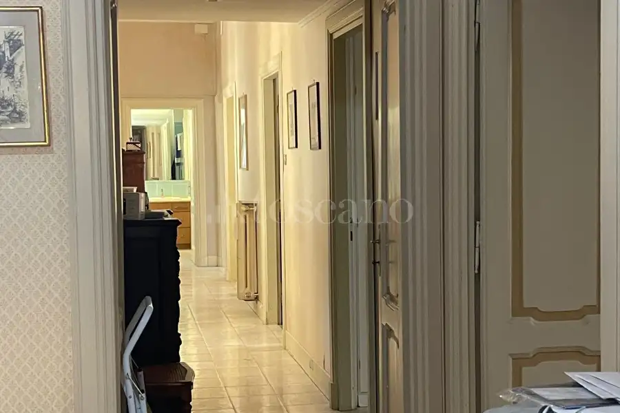 Casa in vendita di 215 mq a €1.280.000 (rif. 34/2026)
