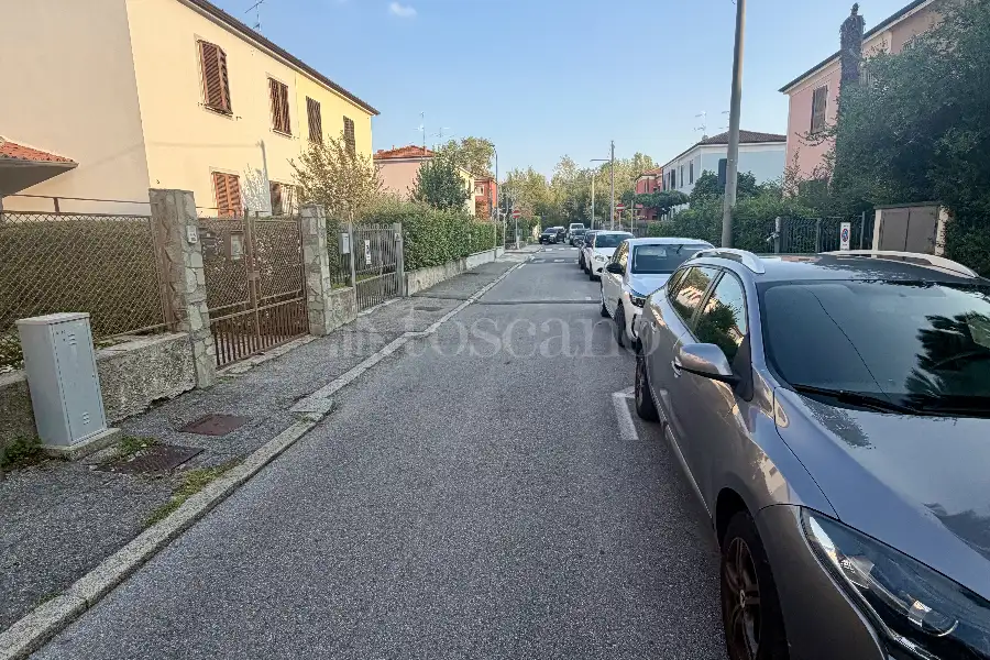 Villa Bifamiliare in vendita di 240 mq a €285.000 (rif. 18/2026)