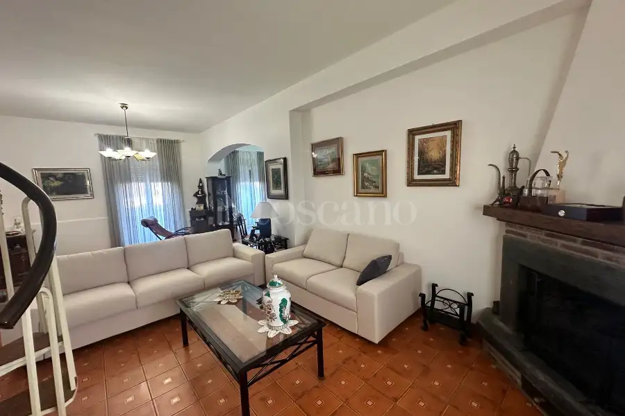 Villa Bifamiliare in vendita di 180 mq a €265.000 (rif. 217/2025)
