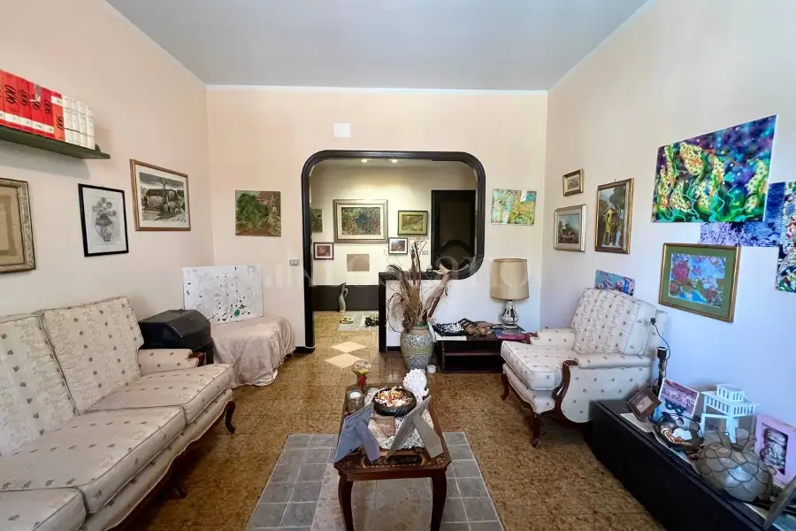 Villa in vendita di 667 mq a €548.000 (rif. 28/2025)
