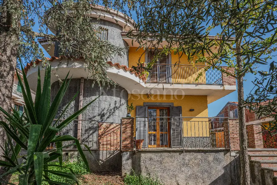 Villa in vendita di 220 mq a €375.000 (rif. 114/2023)