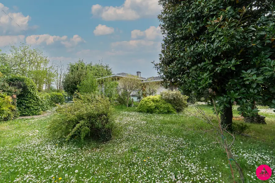 Casa Indipendente in vendita di 170 mq a €279.000 (rif. 95/2026)
