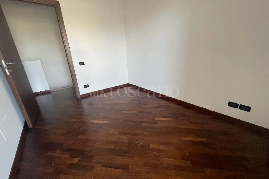 Villa Plurifamiliare in vendita di 250 mq a €449.000 (rif. 58/2026)