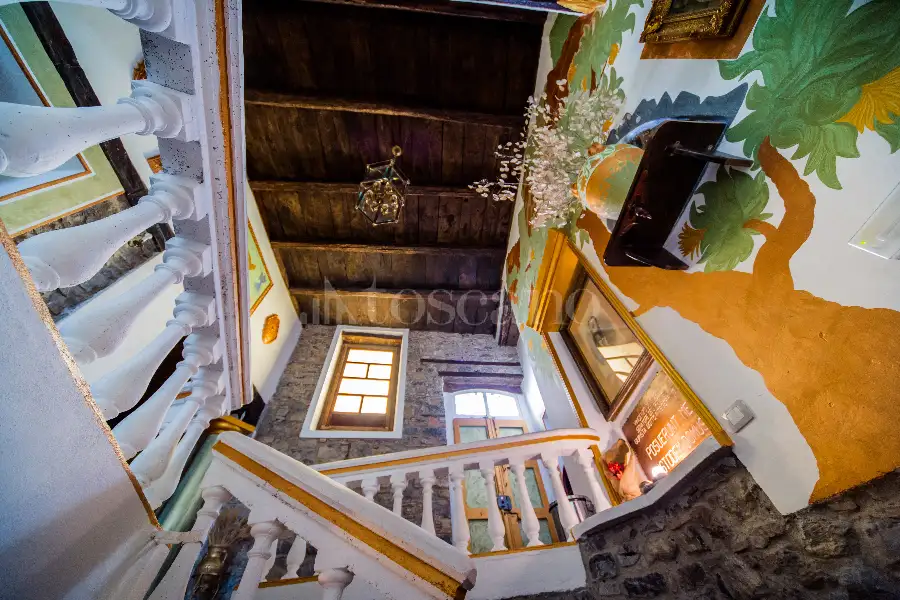 Palazzo in vendita di 743 mq a €964.000 (rif. 7/2026)