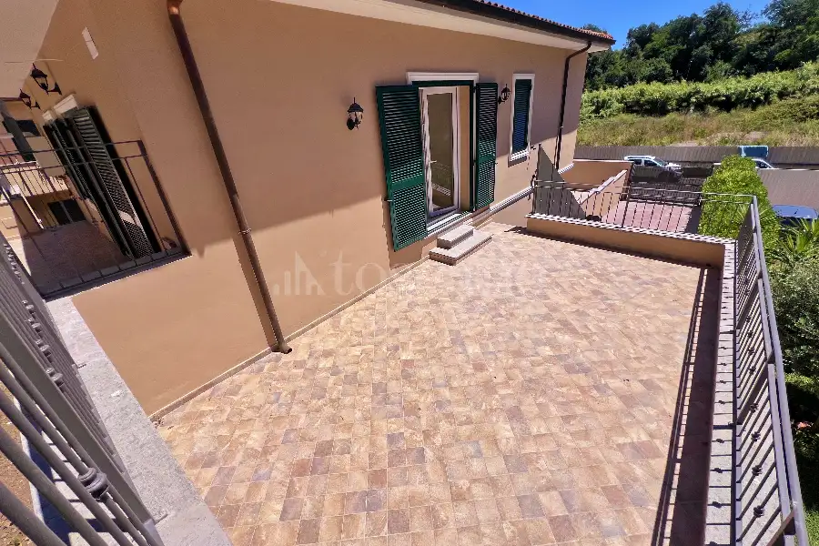 Casa Indipendente in vendita di 130 mq a €355.000 (rif. 12/2026)