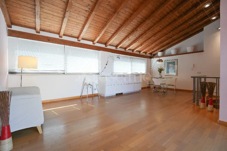 Palazzo in vendita di 216 mq a €439.000 (rif. 25/2026)