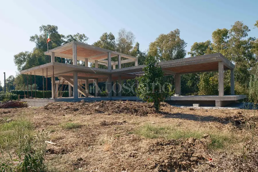 Casa Indipendente in vendita di 357 mq a €1.690.000 (rif. 95/2026)