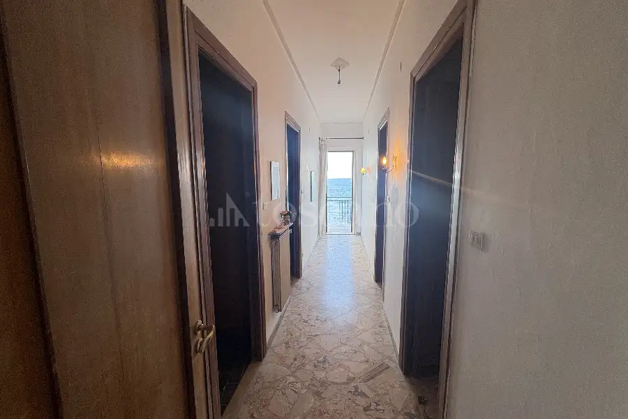 Villa in vendita di 261 mq a €420.000 (rif. 12/2026)
