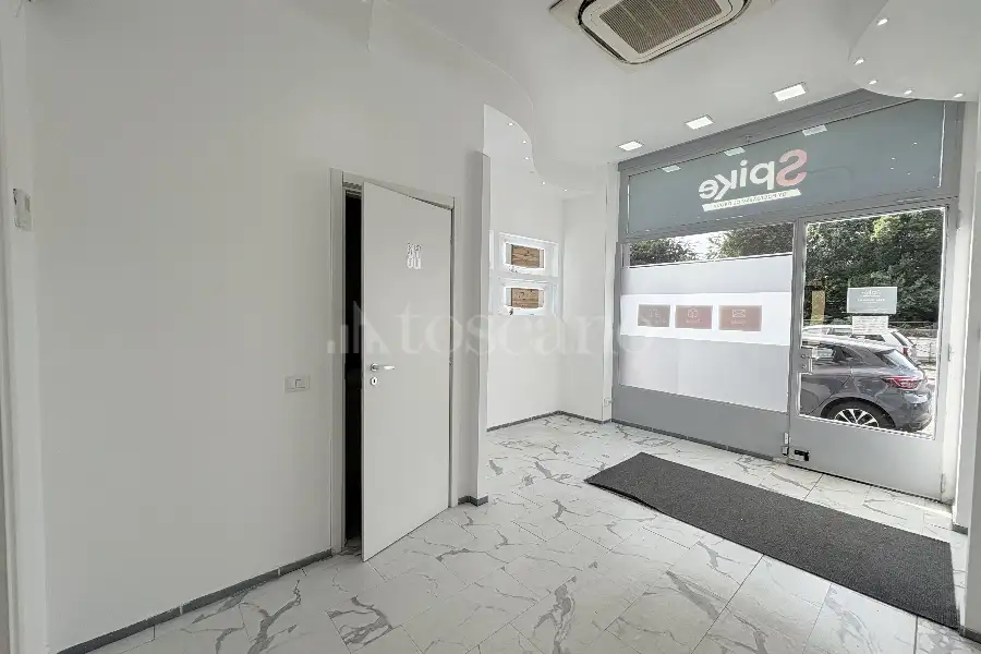 Negozio in vendita di 35 mq a €110.000 (rif. 6/2025)