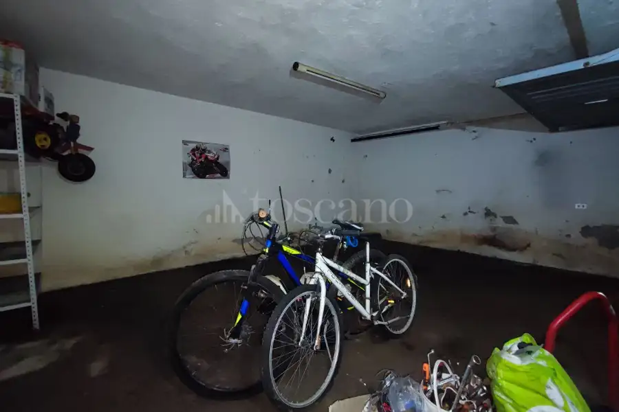 Box in vendita di 45 mq a €39.000 (rif. 19/2026)