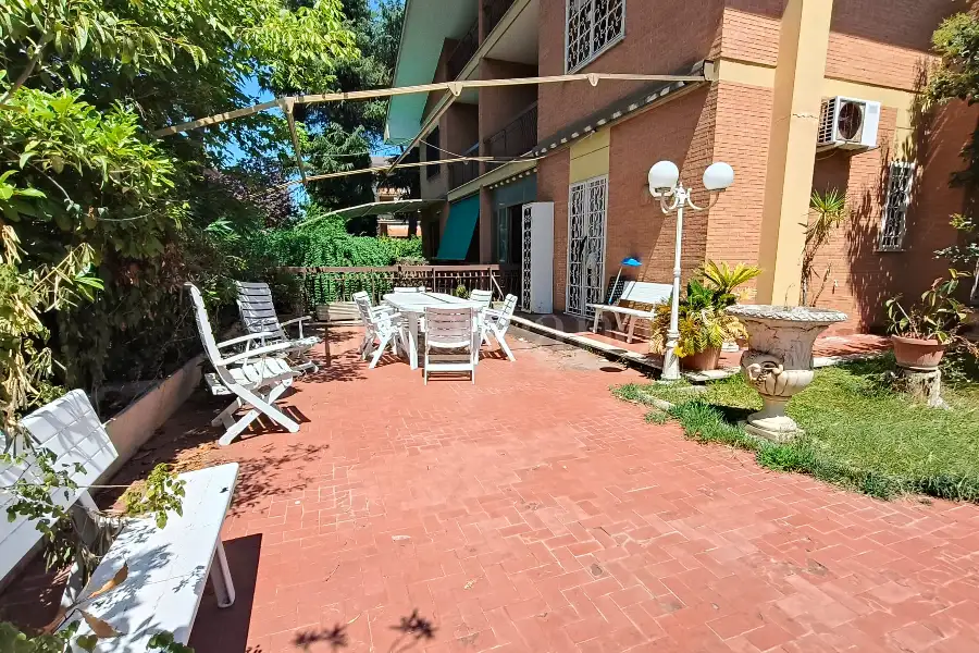 Villa Plurifamiliare in vendita di 270 mq a €485.000 (rif. 51/2026)