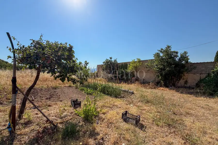 Casale in vendita di 116 mq a €65.000 (rif. 39/2026)
