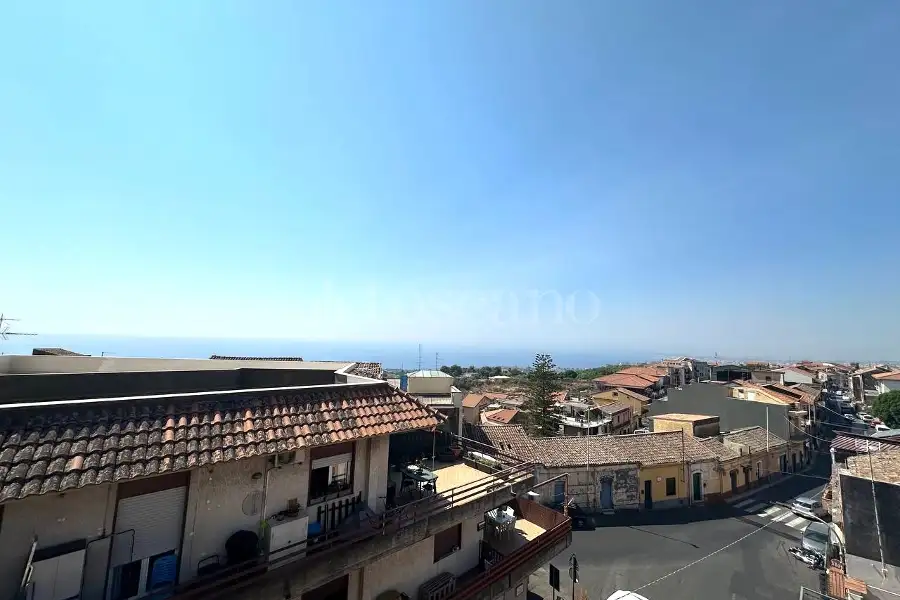 Palazzo in vendita di 350 mq a €218.000 (rif. 126/2026)