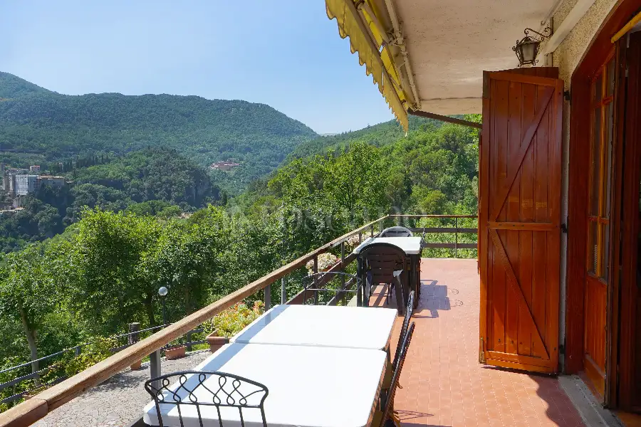 Villa in vendita di 315 mq a €290.000 (rif. 7/2025)