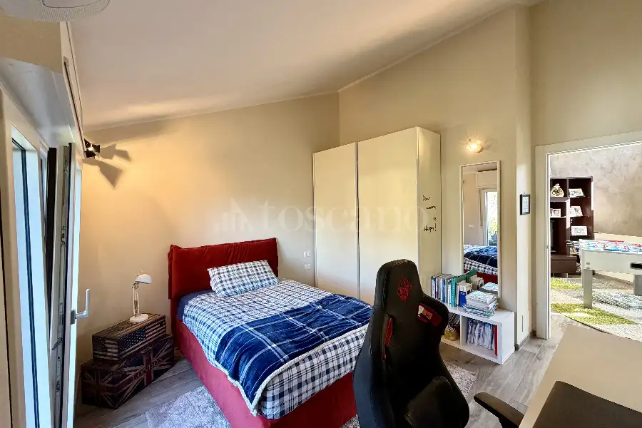 Villino a Schiera in vendita di 240 mq a €560.000 (rif. 8/2026)