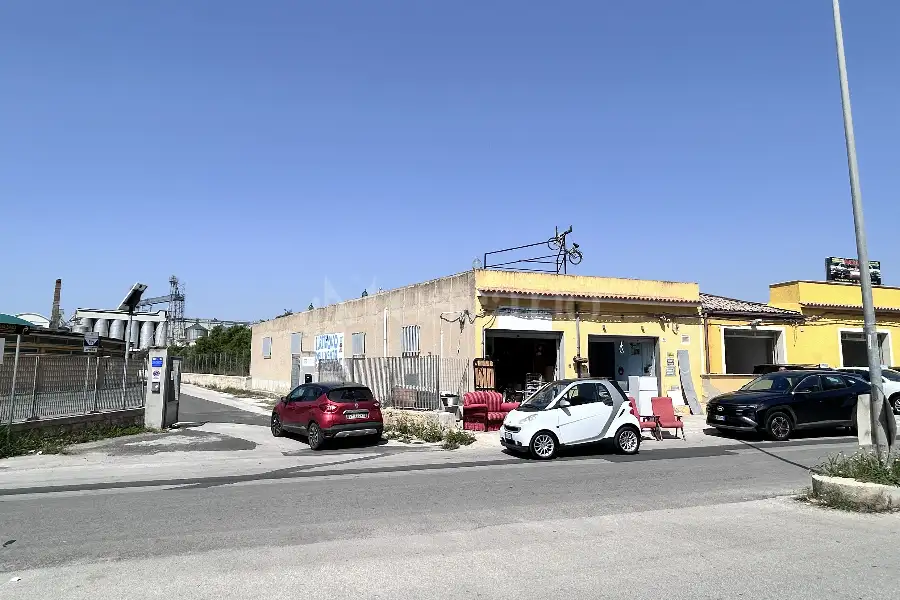 Capannone in vendita di 320 mq a €275.000 (rif. 62/2025)