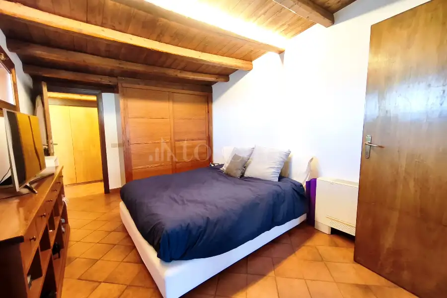 Villa in vendita di 350 mq a €520.000 (rif. 126/2025)