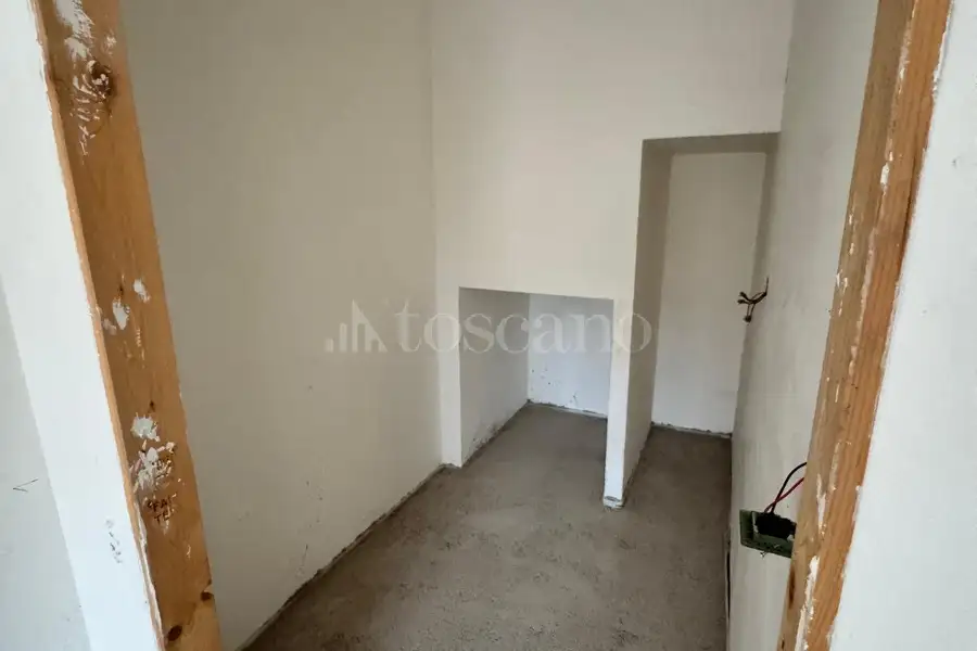 Villa in vendita di 420 mq a €380.000 (rif. 87/2024)