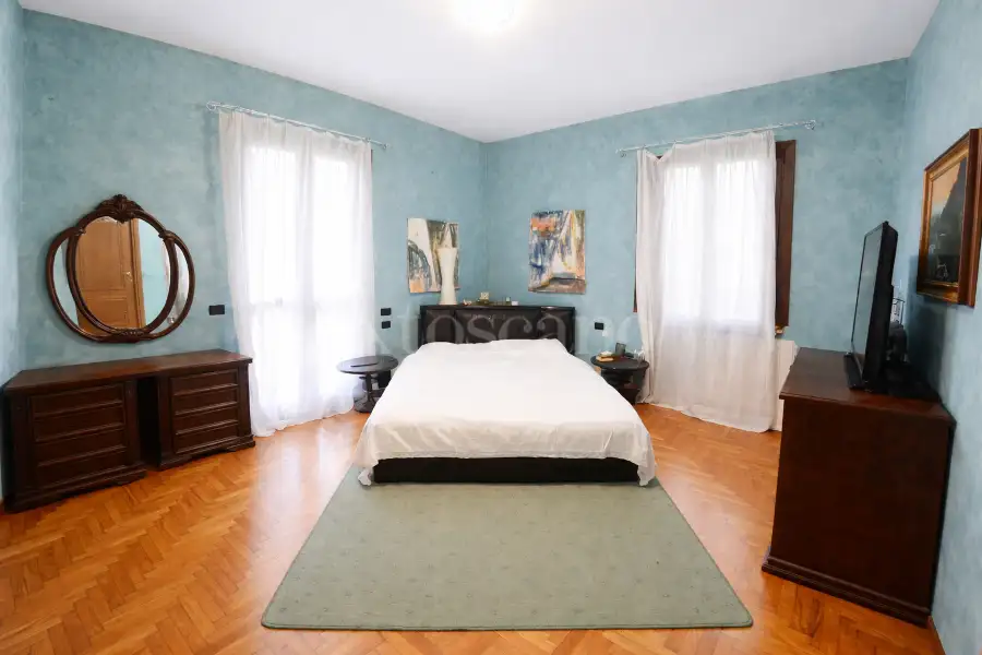Casa Indipendente in vendita di 222 mq a €259.000 (rif. 80/2025)