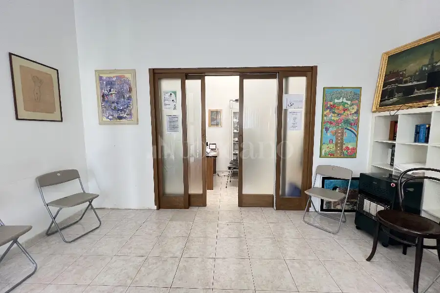 Negozio in vendita di 40 mq a €125.000 (rif. 9/2026)