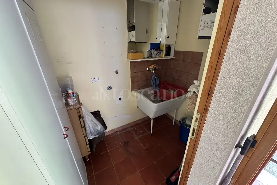 Casale in vendita di 747 mq a €790.000 (rif. 11/2026)