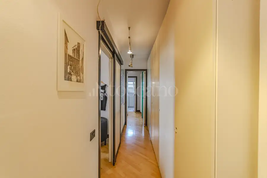 Superattico in vendita di 105 mq a €699.000 (rif. 11/2026)