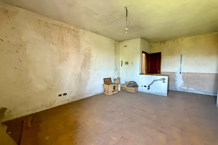 Casa Indipendente in vendita di 400 mq a €315.000 (rif. 41/2026)