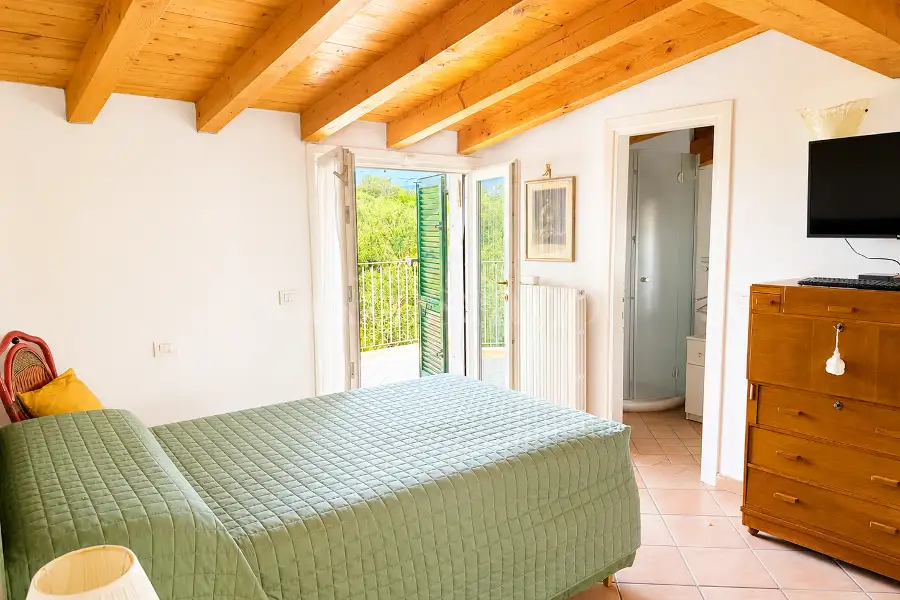 Villa in vendita di 400 mq a €1.200.000 (rif. 24/2026)